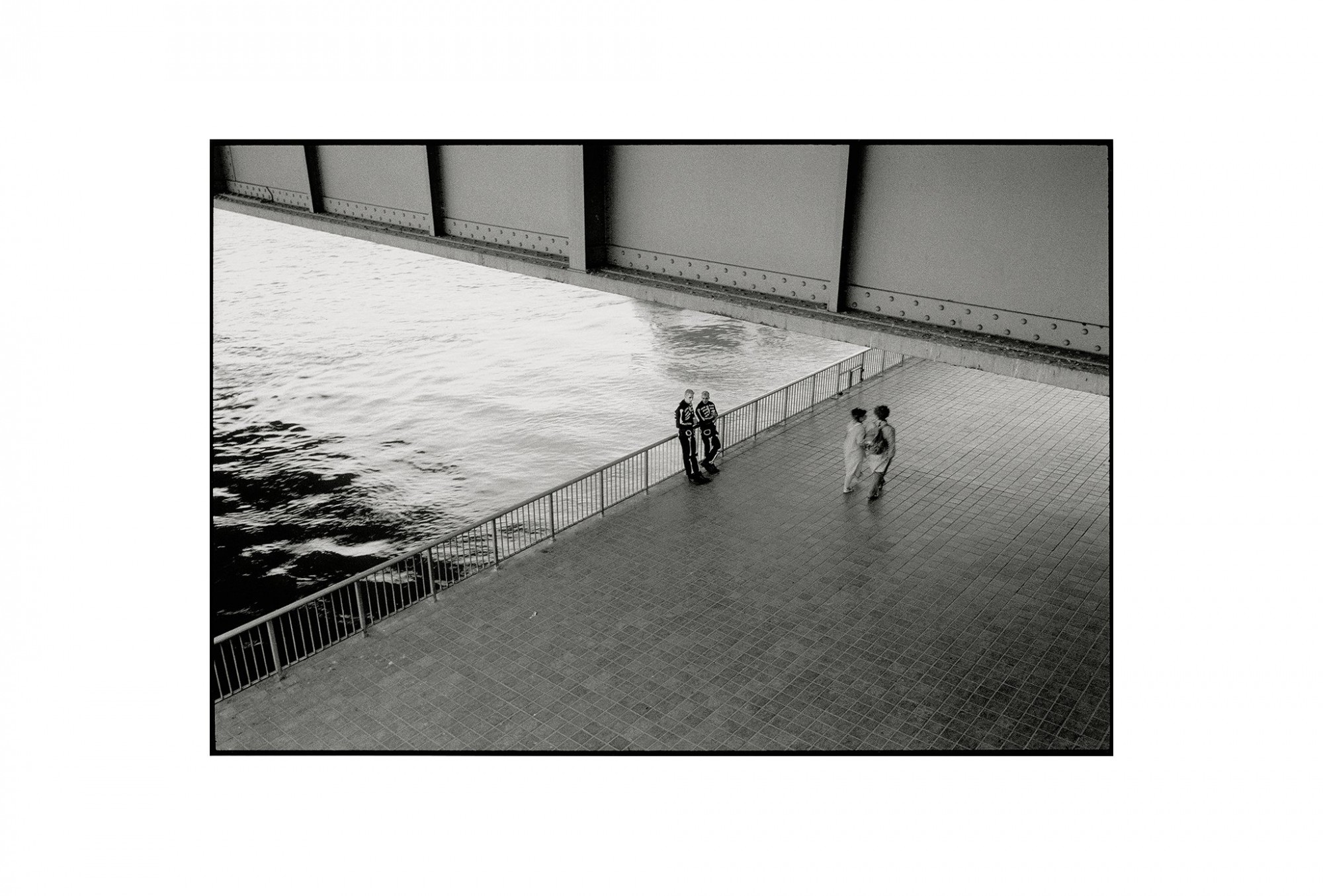 Afbeelding: Uit de reeks CARNEVALE, CAR - 202 - 33, Keulen,  © Dominique Van Huffel.